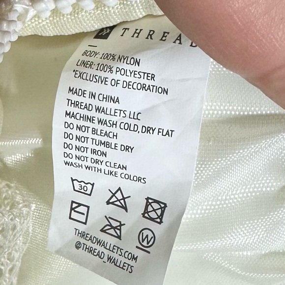 Thread Fanny Pack - Picture 6 of 8